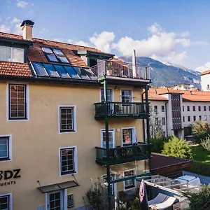 Riedz Innsbruck- Zentrales Apartmenthaus Mit Gruener Oase Appartement Innsbruck