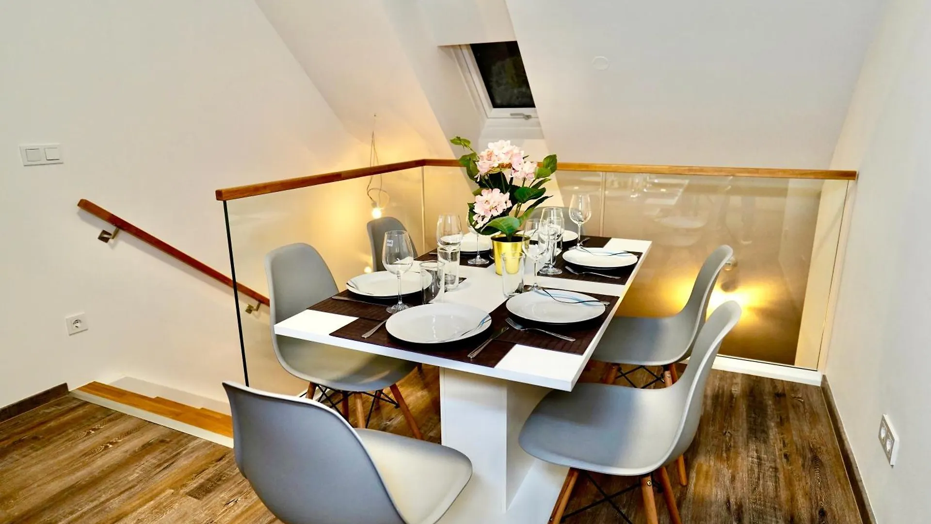 Dm & S Apartment Wien Aparthotel